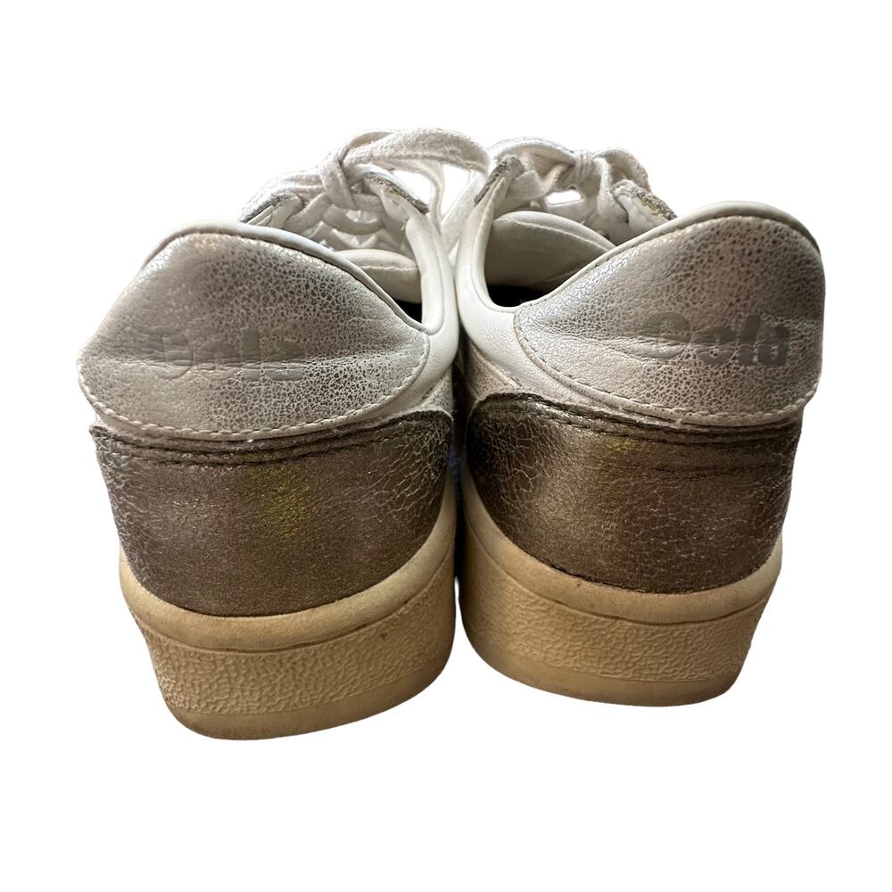 Gola | Size 7 Classic White Lace Up Sneakers Suede Trim Metallic Stripes Casual - Picture 3 of 8